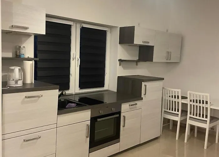 Am Goethe Bogen * زيوثين